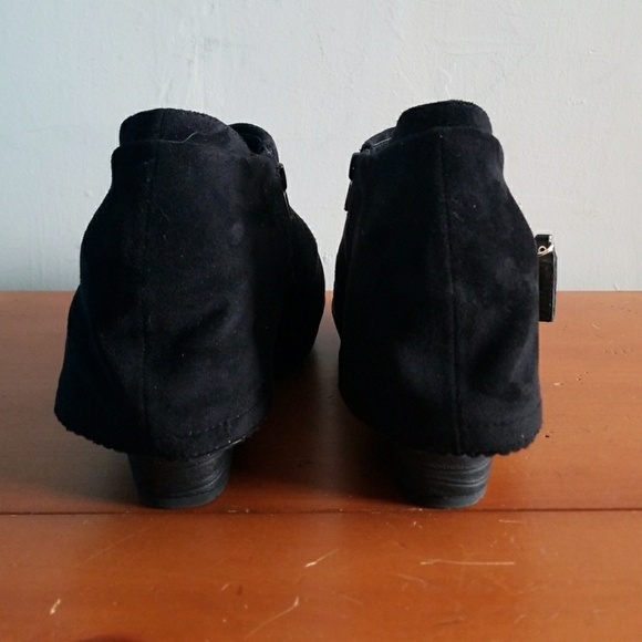 Bootie wedge heels. - Picture 4 of 4